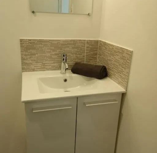 Apartman Nuit Etoilee - Sans Draps - Comme A La Maison Saint-Julien-de-Vouvantes